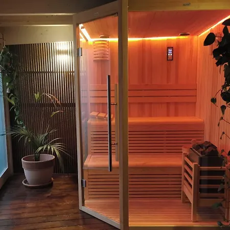 Dimora Dei Salentini Alojamento de Acomodação e Pequeno-almoço 4*